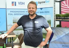 Johan van Tuijl stond op de beurs namens VDH Foil Greenhouses en Agrowser Foil Greenhouses.